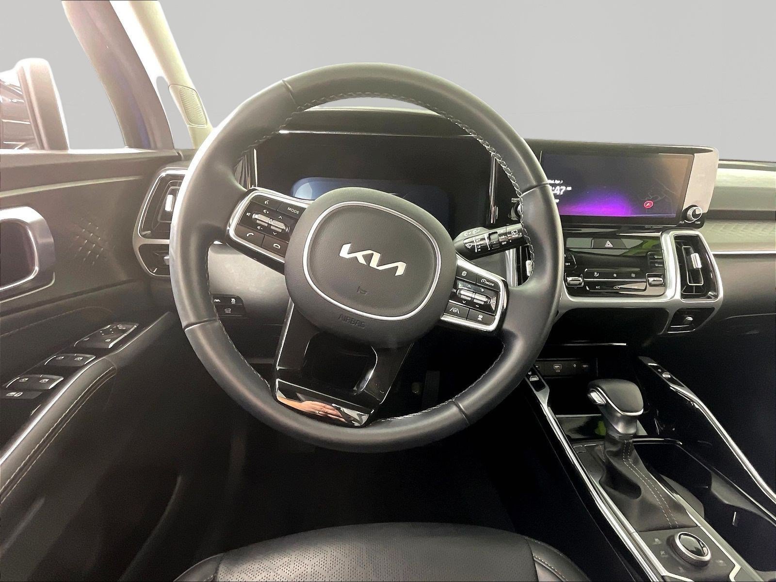 Used 2023 Kia Sorento SX AWD/4WD image 8