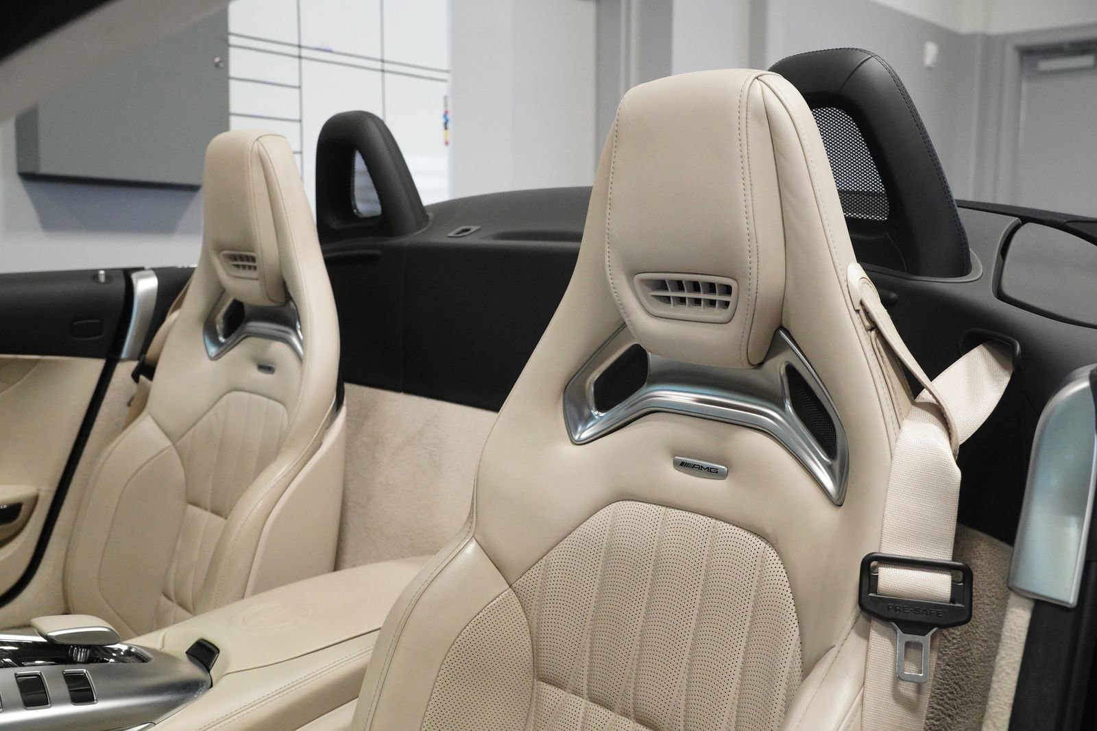 Certified 2020 Mercedes-Benz AMG GT C image 16