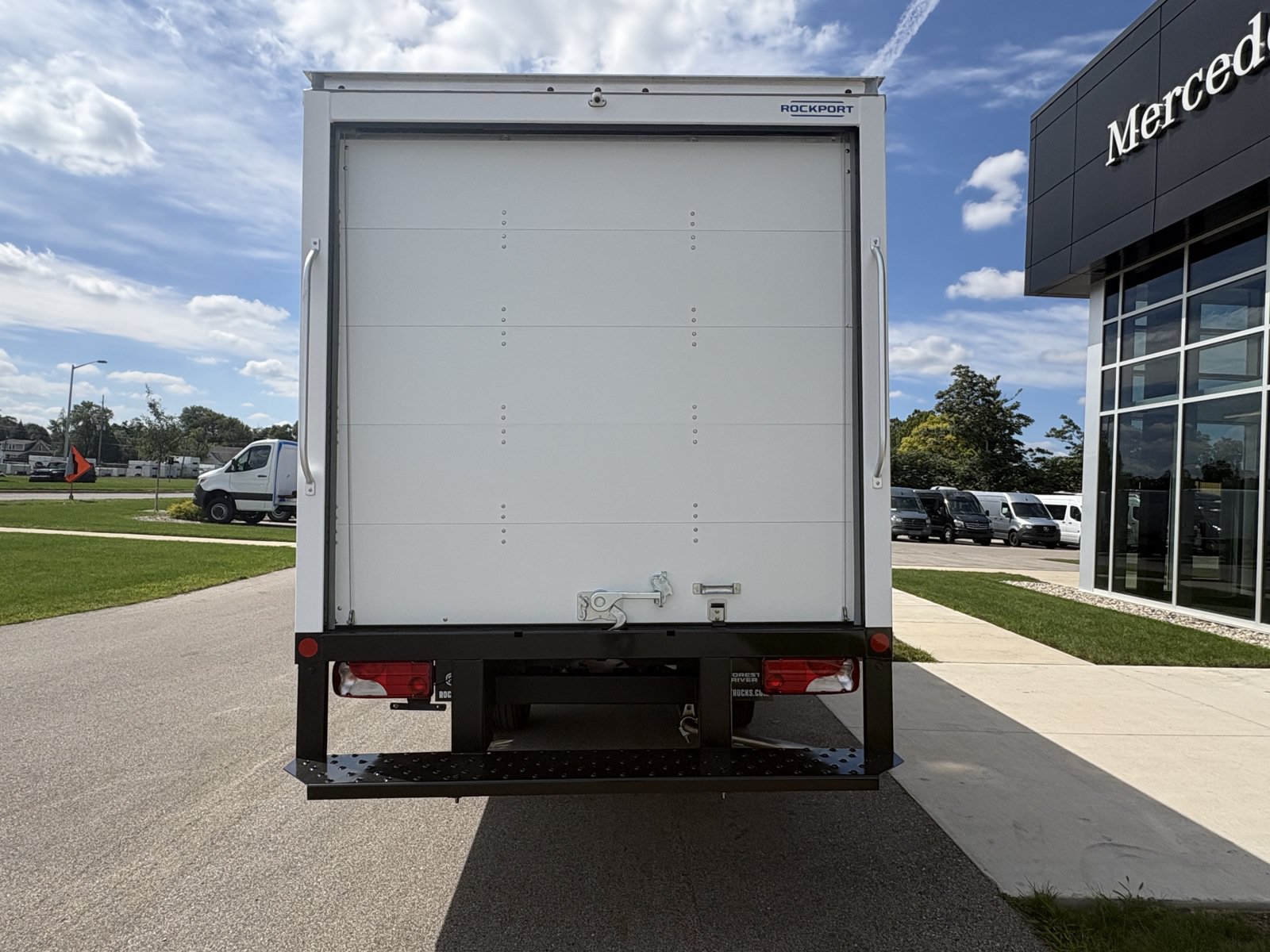 New 2025 Mercedes-Benz Sprinter 3500 image 13