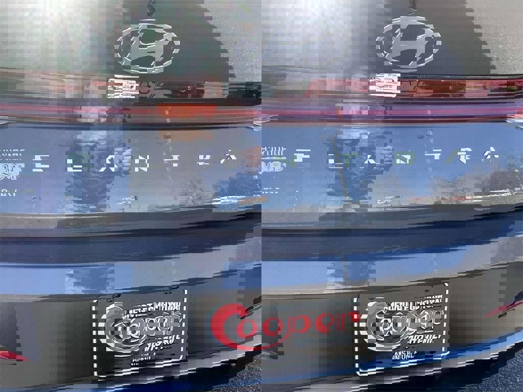 New 2026 Hyundai Elantra SEL Sport Premium image 28