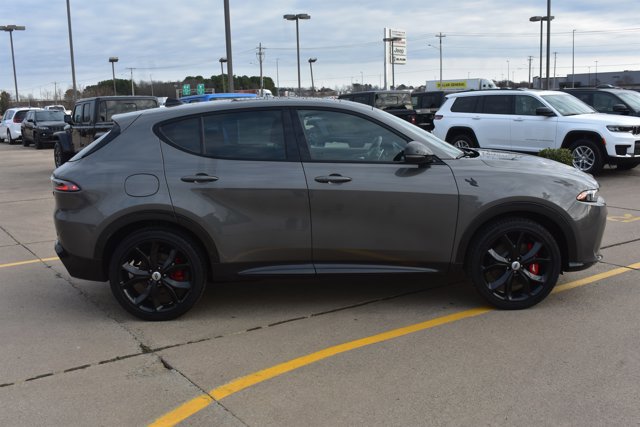 Used 2024 Dodge Hornet R/T Plus image 4