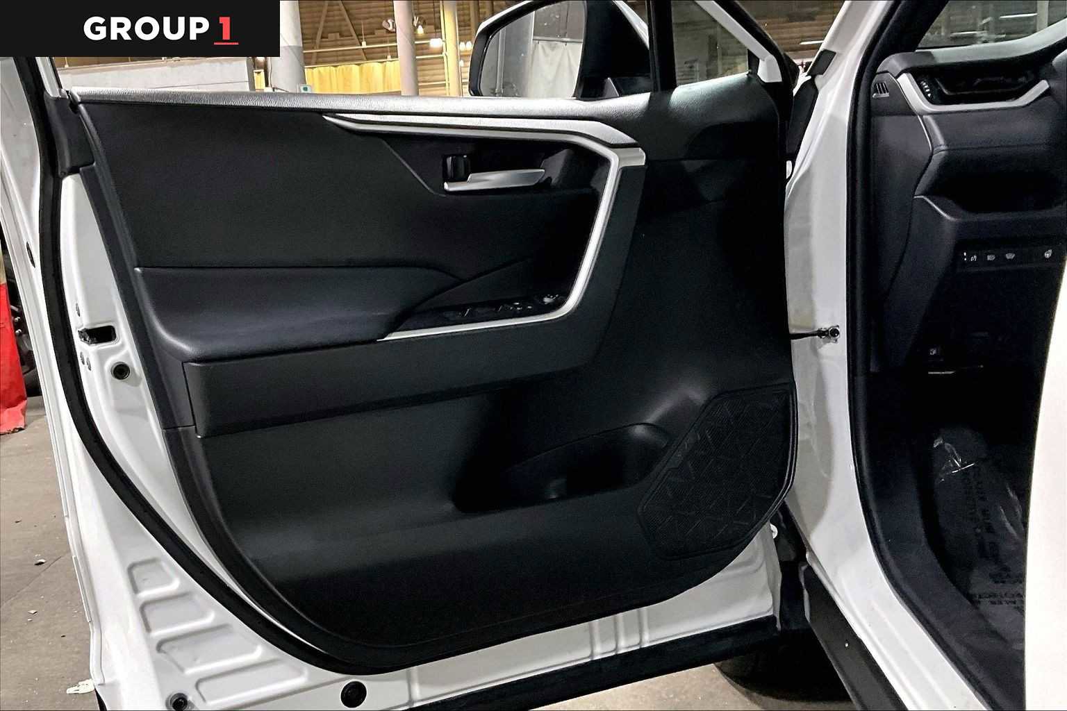 Used 2023 Toyota RAV4 SE w/ SE Grade Weather Package image 22