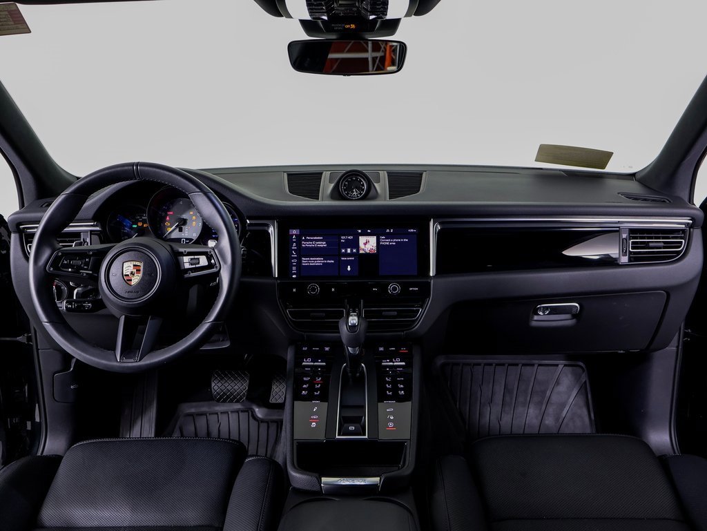 New 2025 Porsche Macan S image 11
