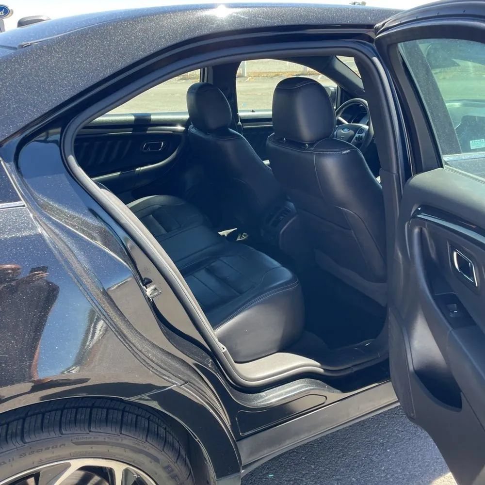 Used 2015 Ford Taurus SHO w/ Equipment Group 401A AWD/4WD image 25