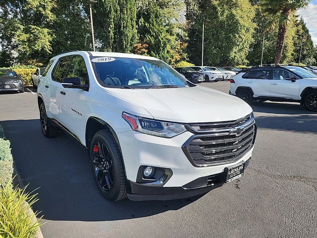 Used 2019 Chevrolet Traverse Premier w/ Redline Edition AWD/4WD image 6