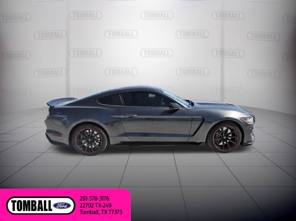 Used 2016 Ford Mustang Shelby GT350 w/ Track Package RWD image 8