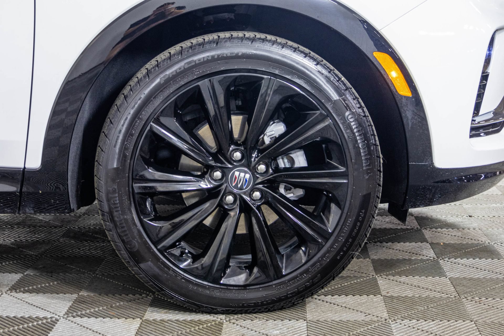 Used 2025 Buick Envista Sport Touring w/ Convenience I Package FWD image 54