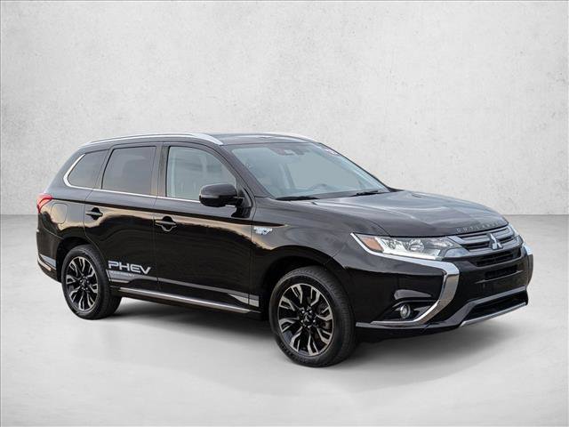 Used 2018 Mitsubishi Outlander SEL image 3