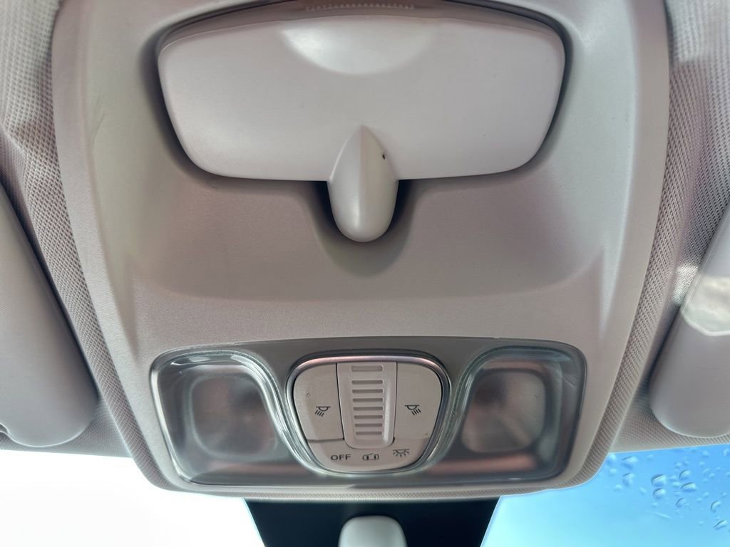 Used 2014 FIAT 500L Trekking image 27