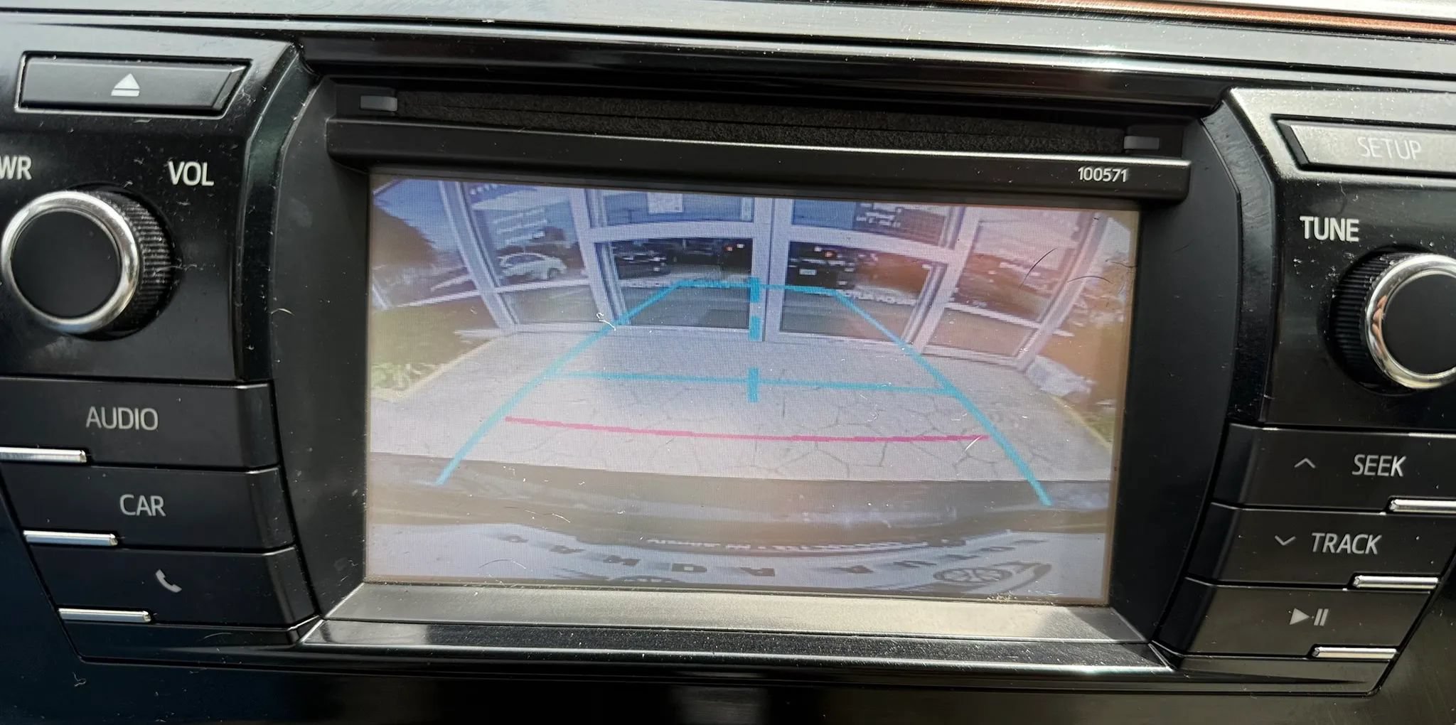 Used 2016 Toyota Corolla LE FWD image 17