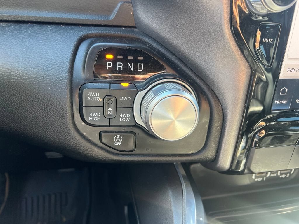 Used 2023 RAM 1500 Laramie AWD/4WD image 15
