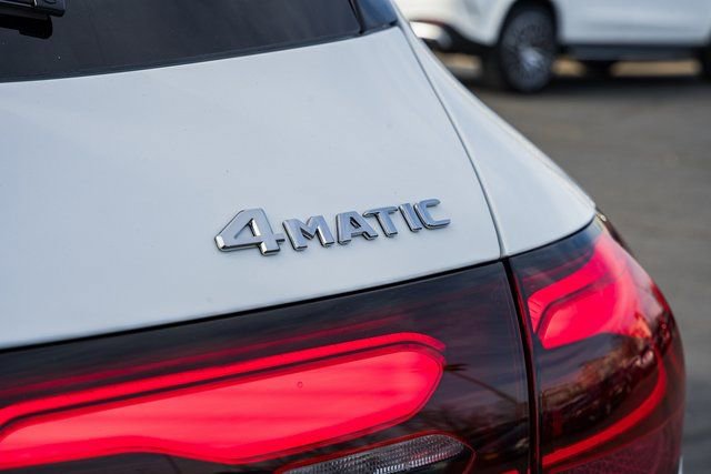New 2026 Mercedes-Benz GLC 300 4MATIC image 9