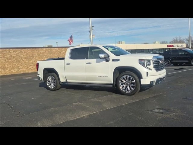 Certified 2022 GMC Sierra 1500 Denali w/ Denali Reserve Package image 2