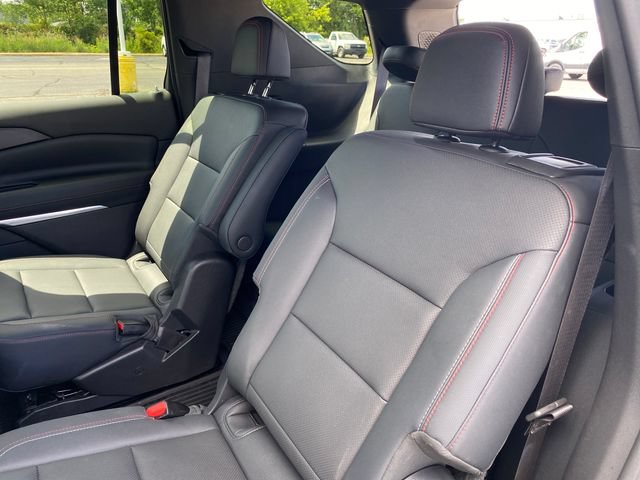 Used 2024 Chevrolet Traverse Z71 w/ LPO, Floor Liner Package AWD/4WD image 18