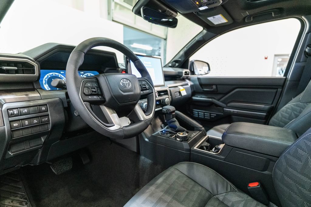 New 2026 Toyota 4Runner TRD Off-Road Premium AWD/4WD image 4