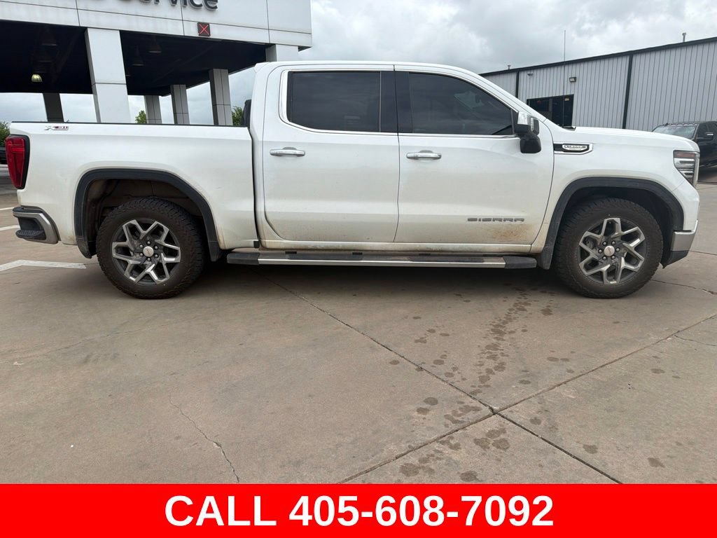 Used 2023 GMC Sierra 1500 SLT AWD/4WD image 2