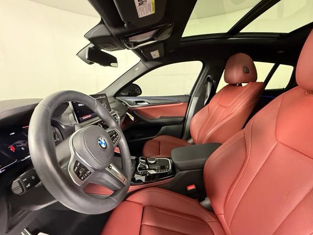 Used 2025 BMW X4 xDrive30i w/ Premium Package AWD/4WD image 17