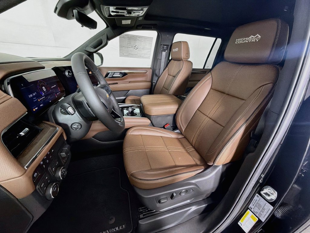 New 2027 Chevrolet Suburban High Country w/ Sun And Tow Package AWD/4WD image 22