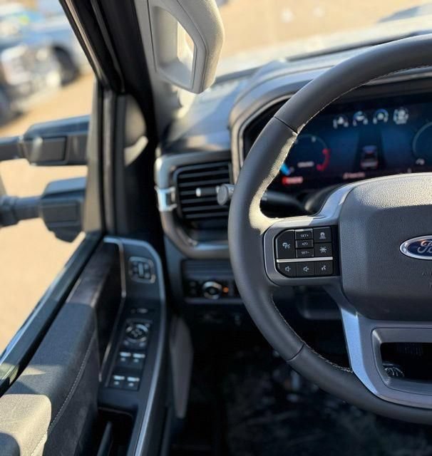 New 2026 Ford F250 Lariat w/ Lariat Ultimate Package AWD/4WD image 18