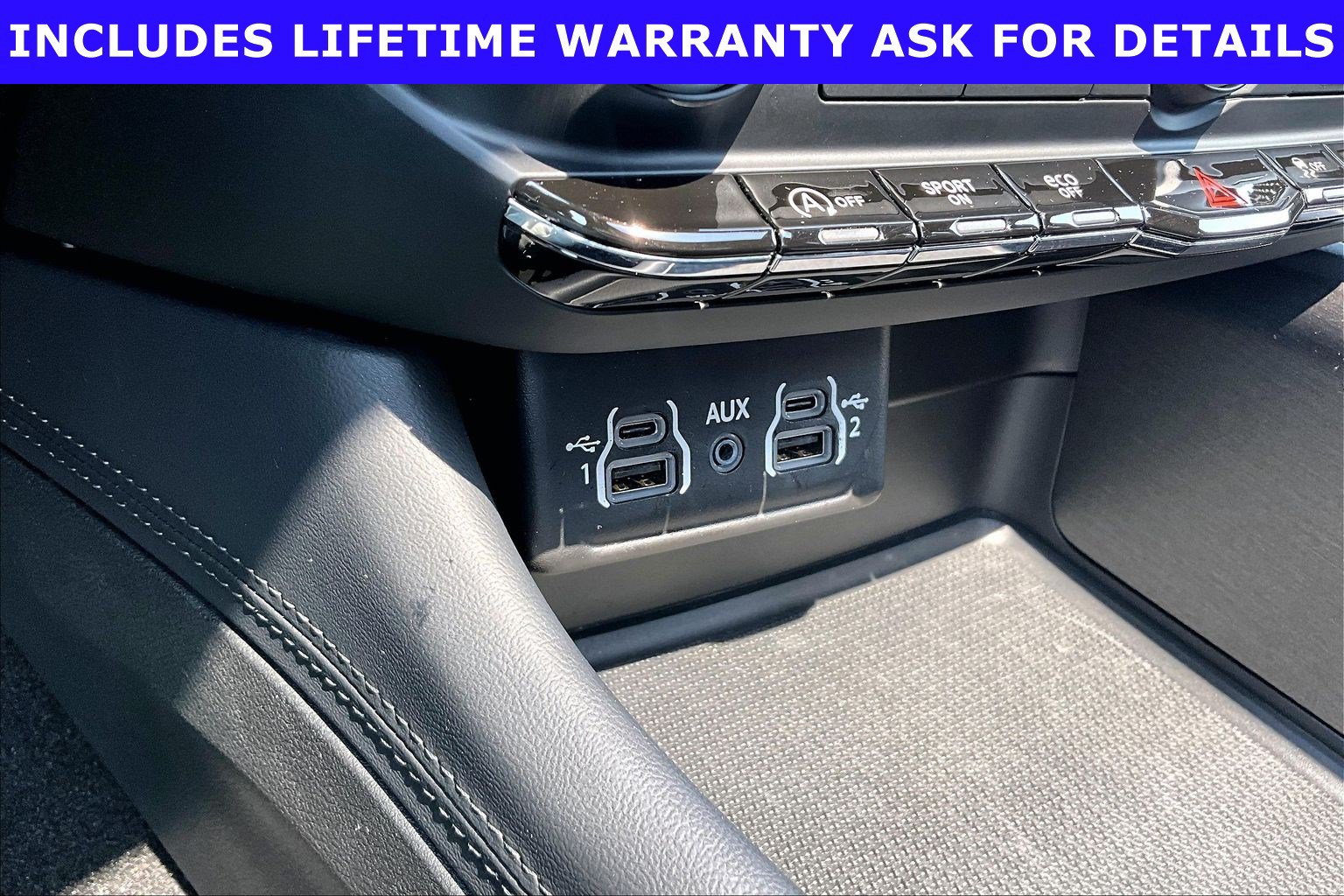 Used 2024 Dodge Durango SXT w/ SXT Blacktop Group AWD/4WD image 29