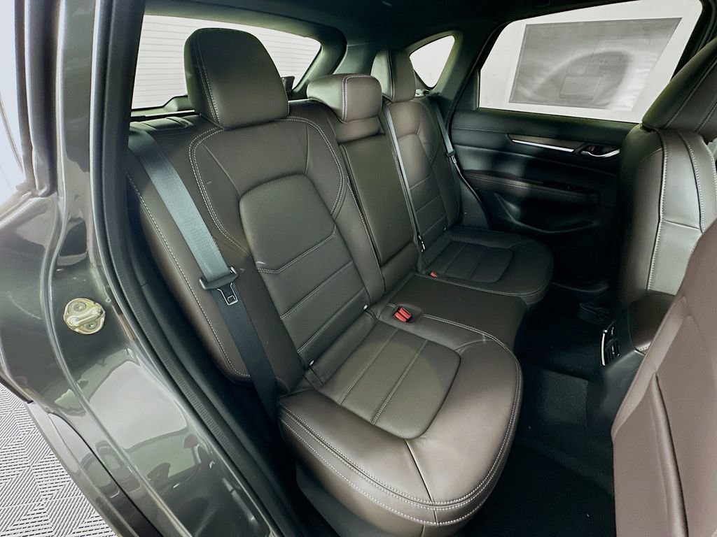 New 2025 MAZDA CX-5 Signature image 35