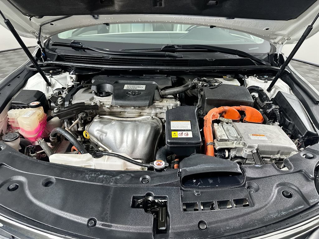 Used 2018 Toyota Avalon Limited image 29