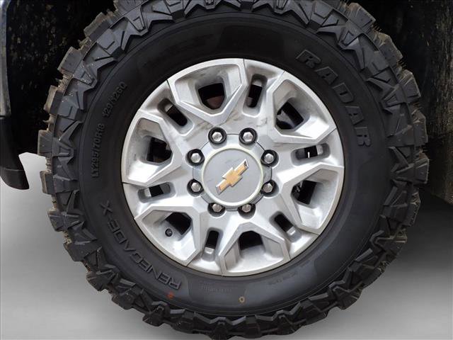 Used 2024 Chevrolet Silverado 2500 LT image 6