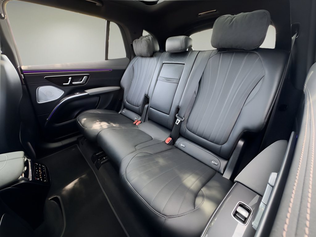Used 2023 Mercedes-Benz EQS 450+ SUV image 20