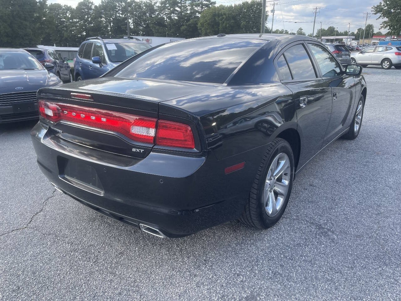 Used 2014 Dodge Charger SXT Plus RWD image 5