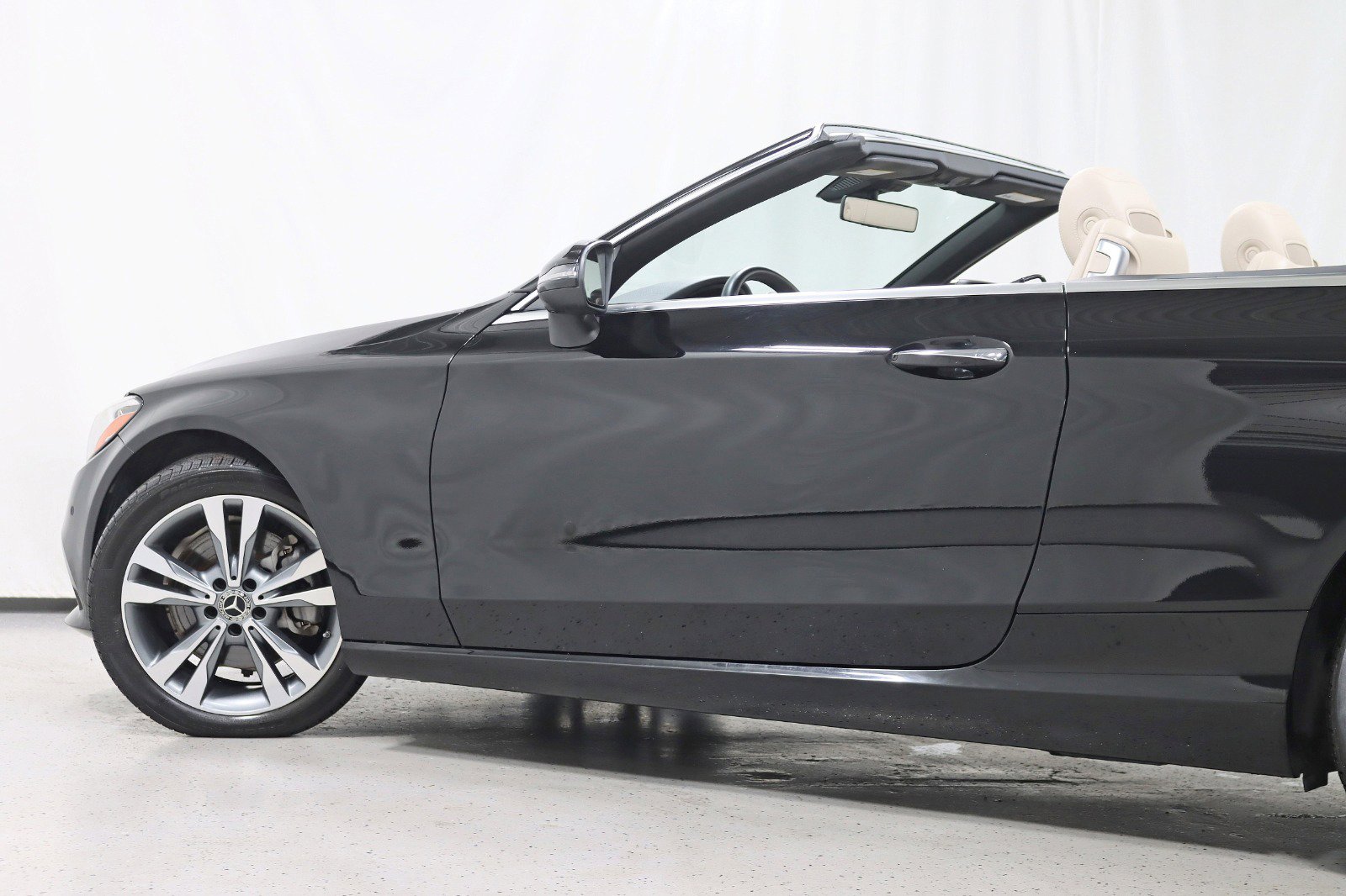 Used 2019 Mercedes-Benz C 300 4MATIC Cabriolet w/ Multimedia Package image 13