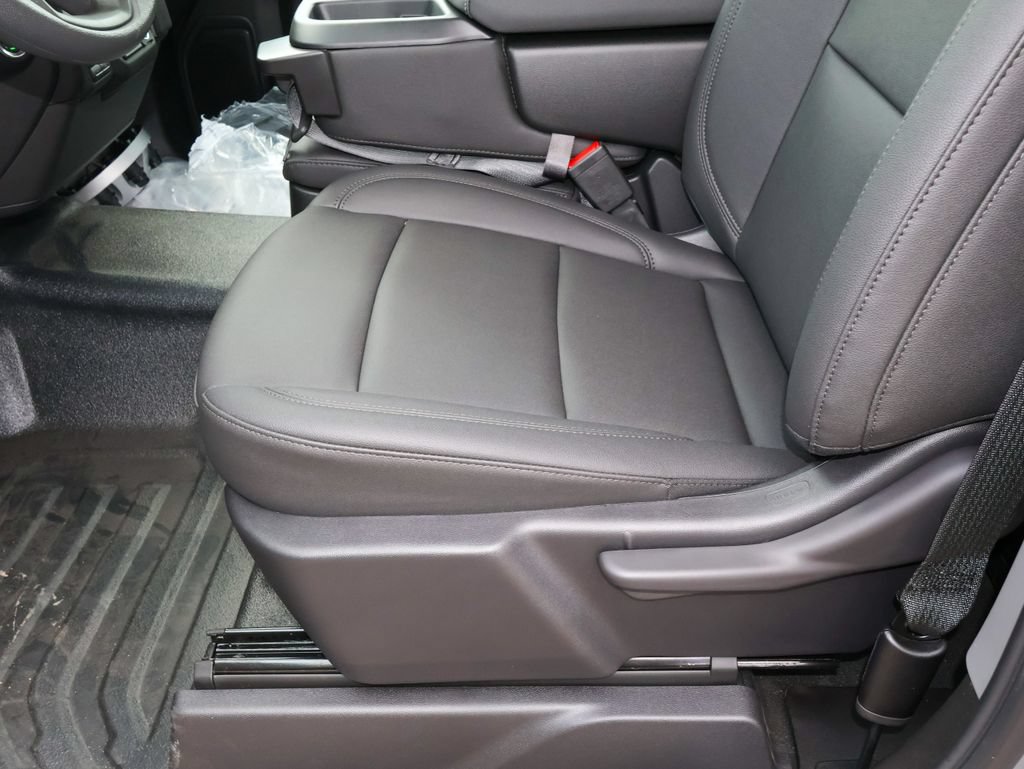 New 2026 GMC Sierra 2500 Pro AWD/4WD image 8