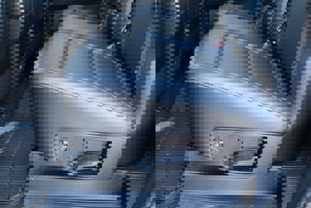 Used 2022 Kia Telluride EX image 14