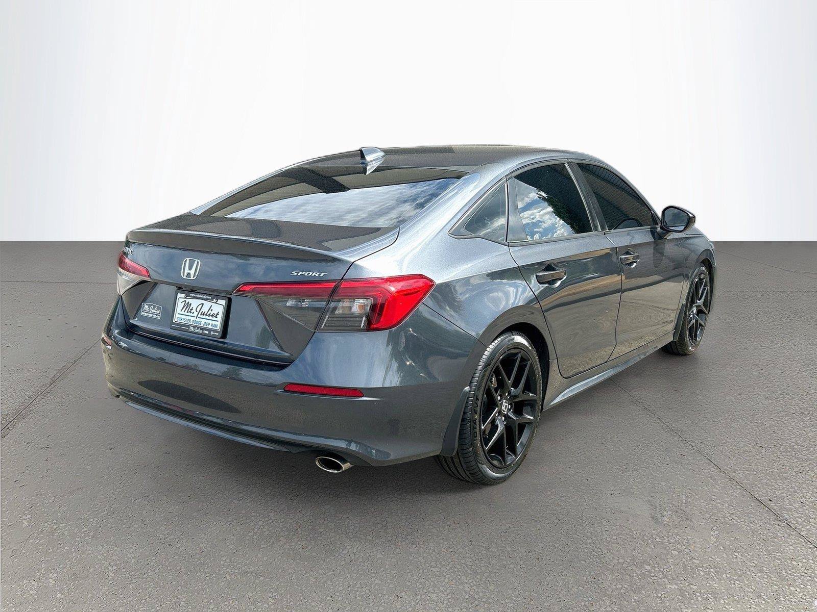 Used 2023 Honda Civic Sport image 4