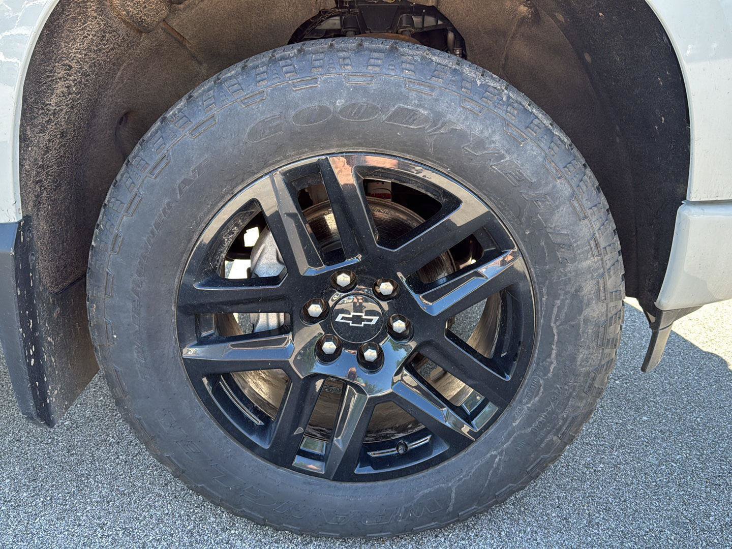 Used 2024 Chevrolet Silverado 1500 RST w/ Z71 Off-Road Package AWD/4WD image 14