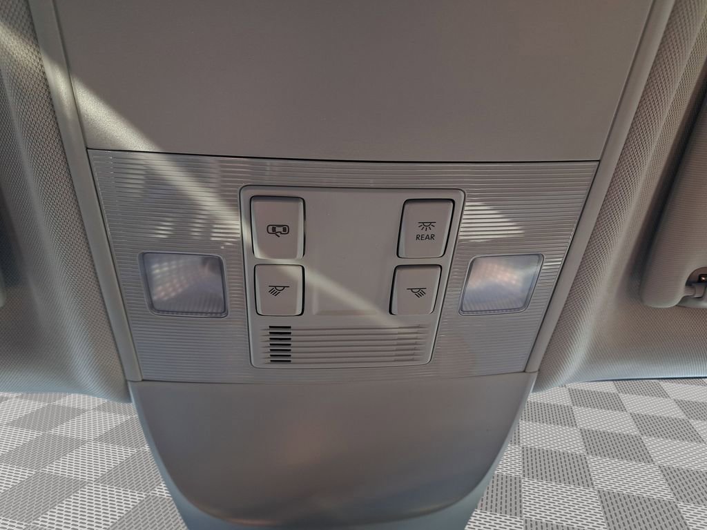 New 2025 Volkswagen Taos S image 34