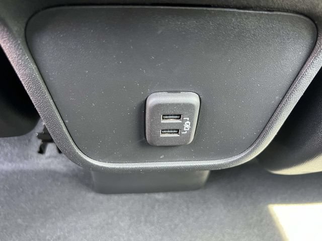 Used 2023 Chevrolet Equinox LS w/ Driver Confidence II Package FWD image 13