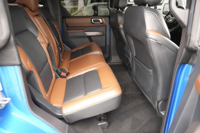 Used 2023 Ford Bronco Outer Banks image 15