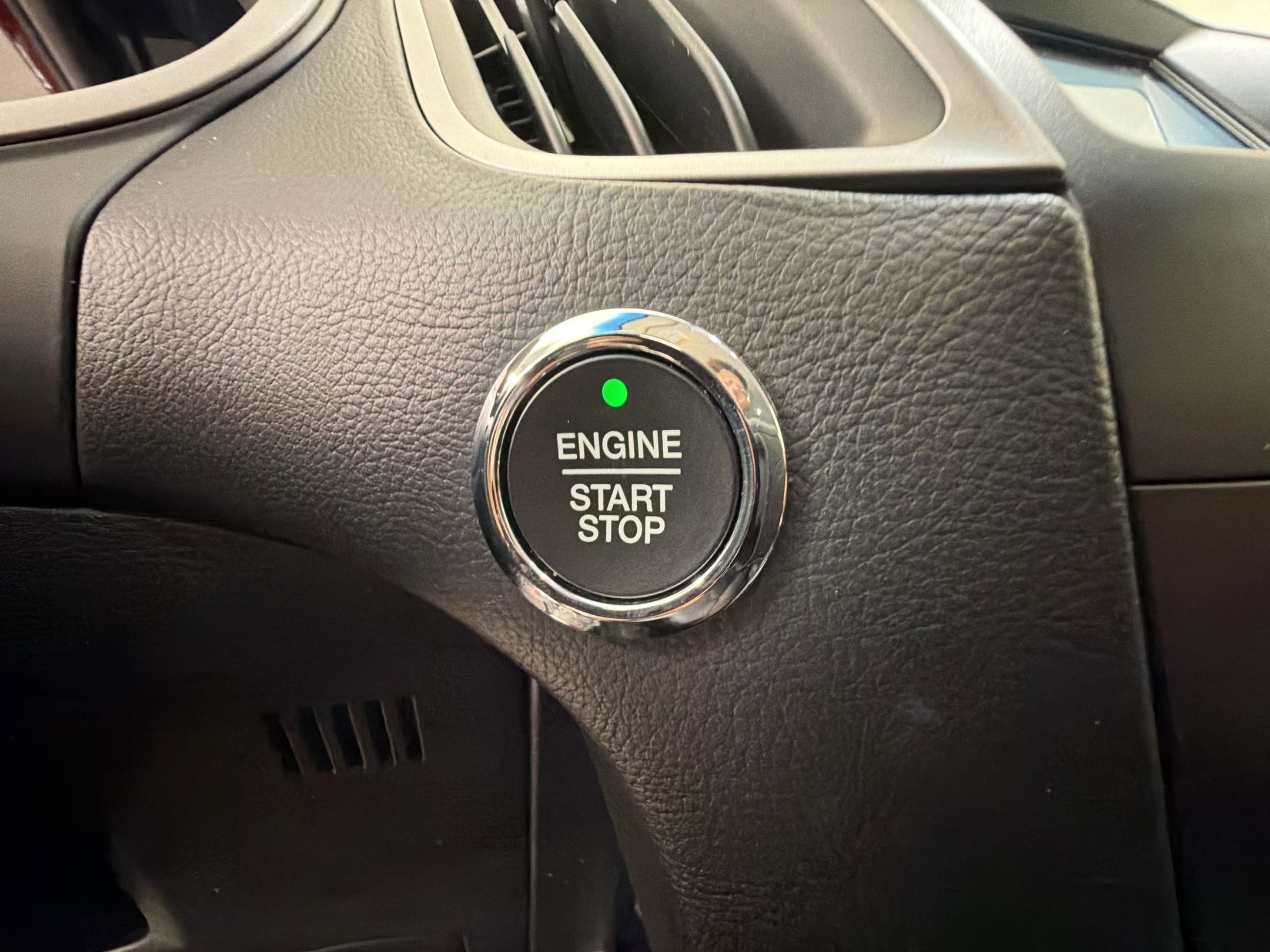 Used 2017 Ford Edge SEL w/ Equipment Group 201A image 26