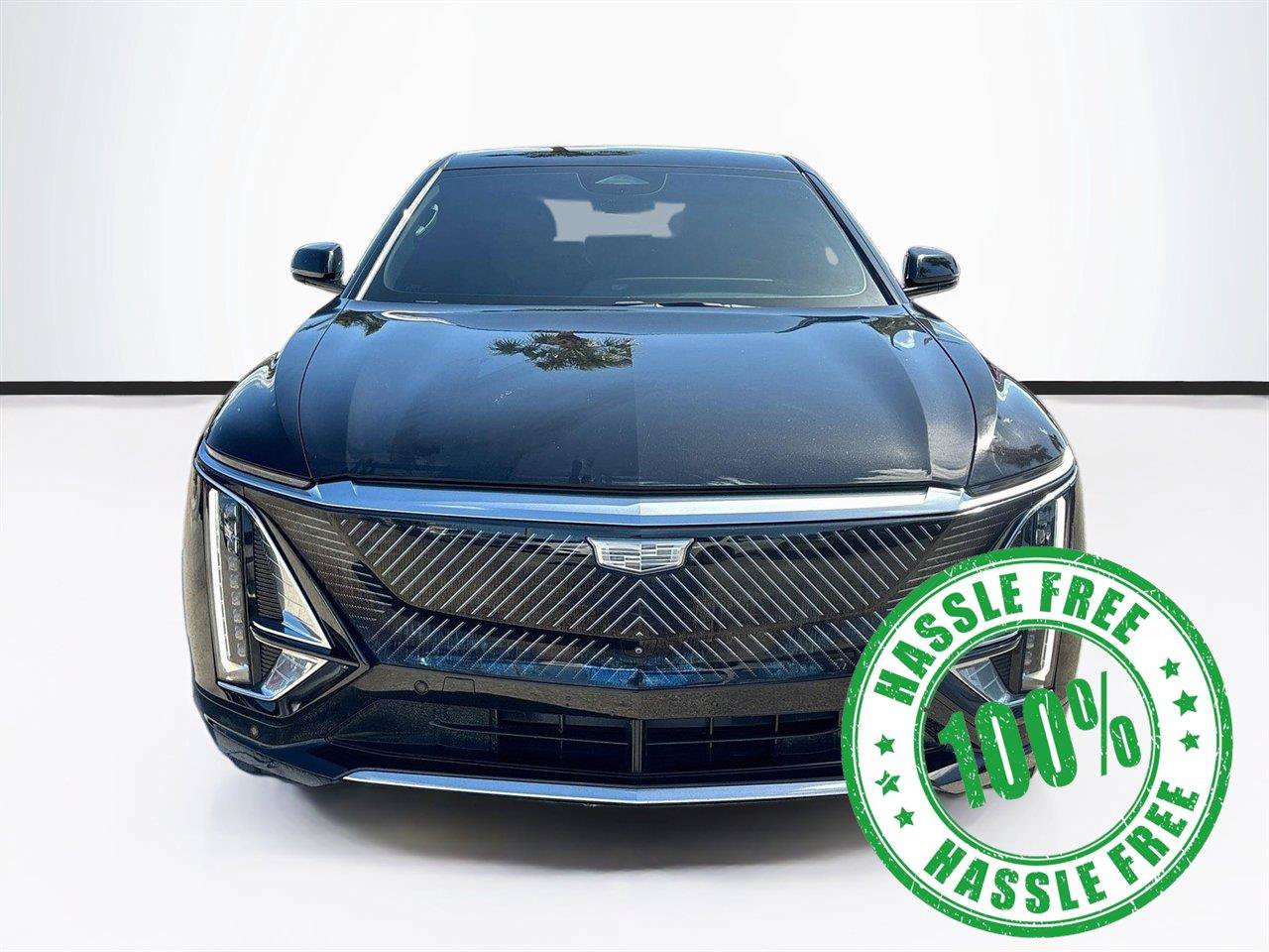 Used 2024 Cadillac Lyriq Luxury RWD image 2
