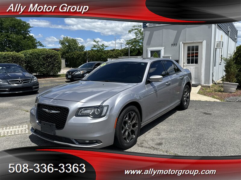 Used 2017 Chrysler 300 S w/ 300S Premium Group AWD/4WD image 1
