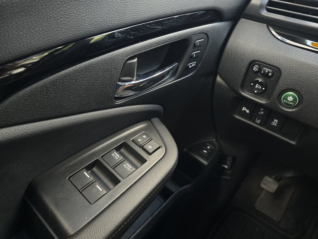 Used 2021 Honda Pilot Elite image 22