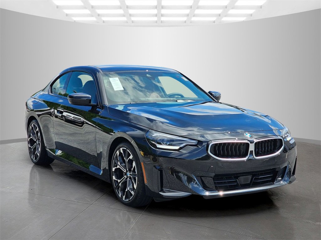 Used 2025 BMW 230i Coupe image 8