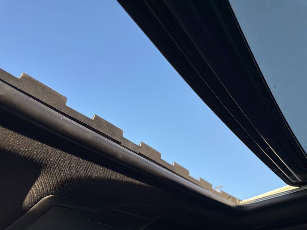 Used 2019 Dodge Challenger SRT Hellcat w/ Laguna Leather Package image 4