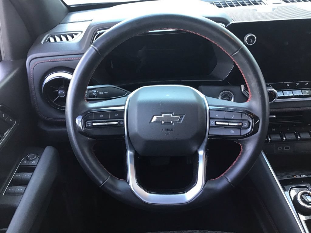Used 2024 Chevrolet Colorado Z71 w/ Z71 Convenience Package 2 AWD/4WD image 17