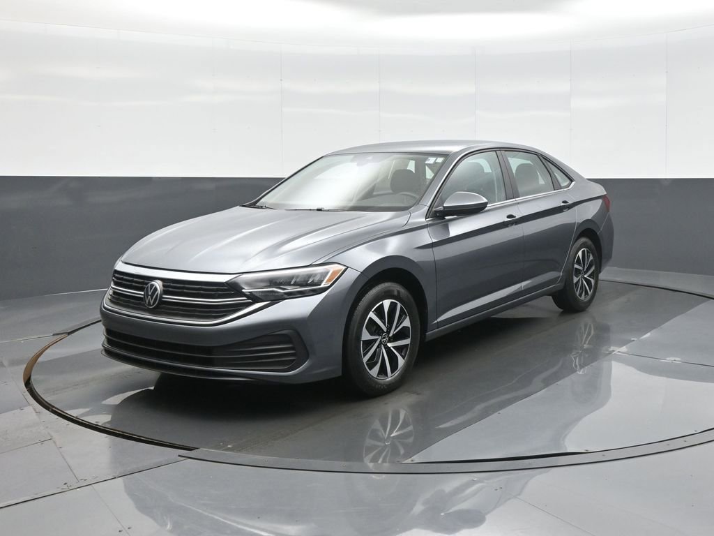 Used 2024 Volkswagen Jetta S FWD image 3