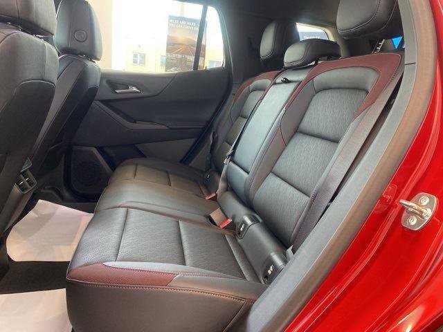 New 2025 Chevrolet Equinox RS w/ Safety and Technology Package image 9
