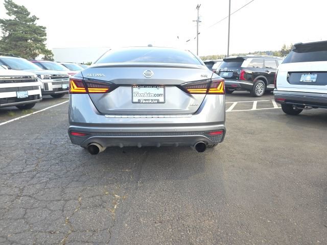 Used 2022 Nissan Altima 2.5 SR AWD/4WD image 6