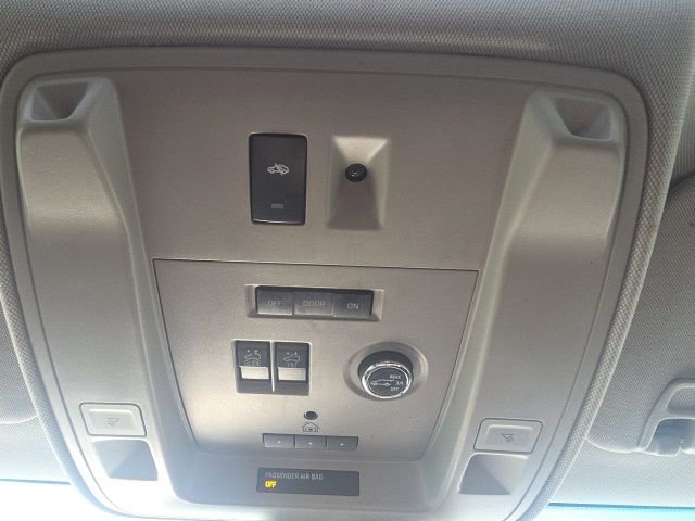 Used 2015 Chevrolet Tahoe LTZ image 34