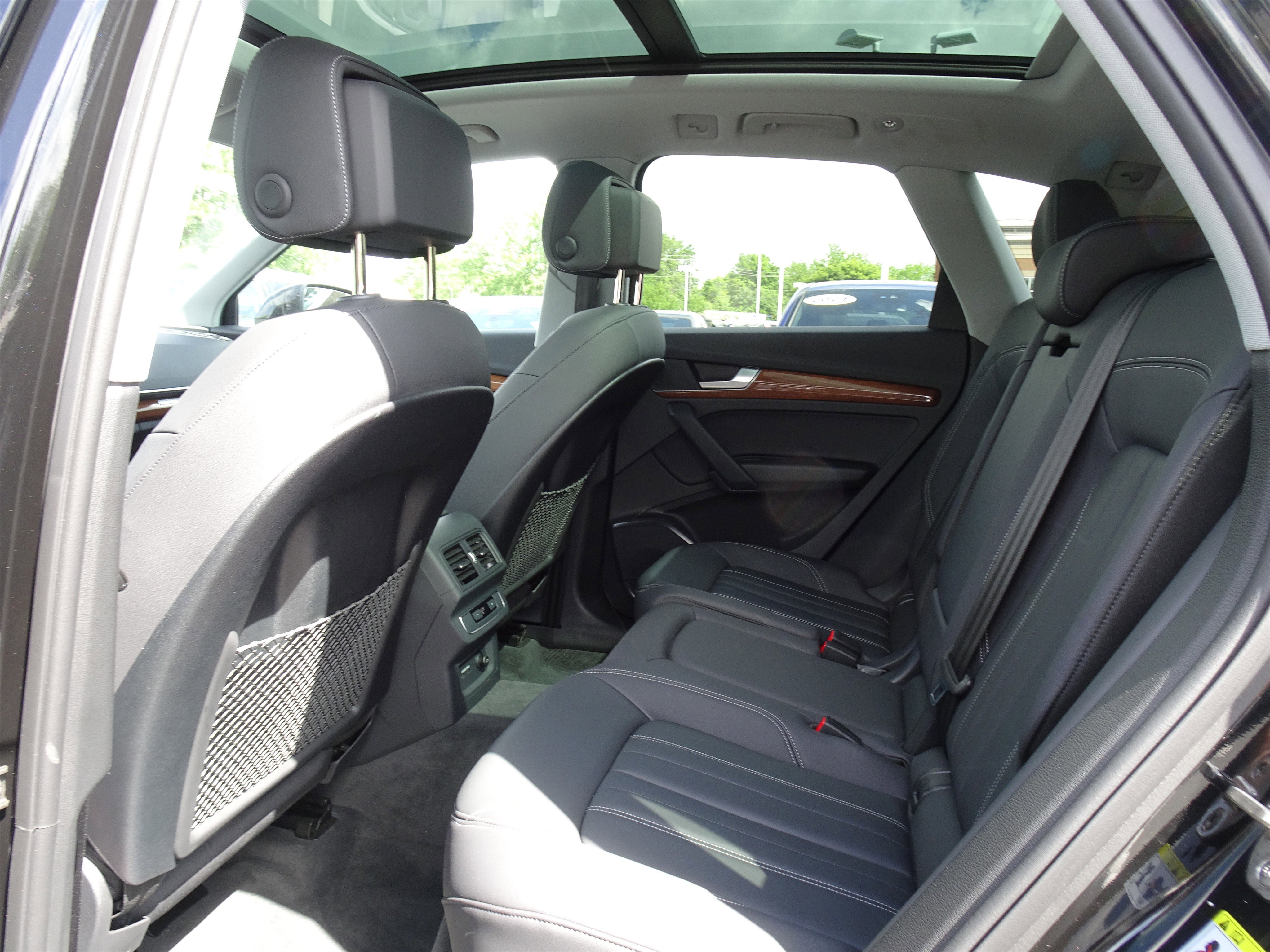 Certified 2023 Audi Q5 2.0T Premium w/ Convenience Package AWD/4WD image 12