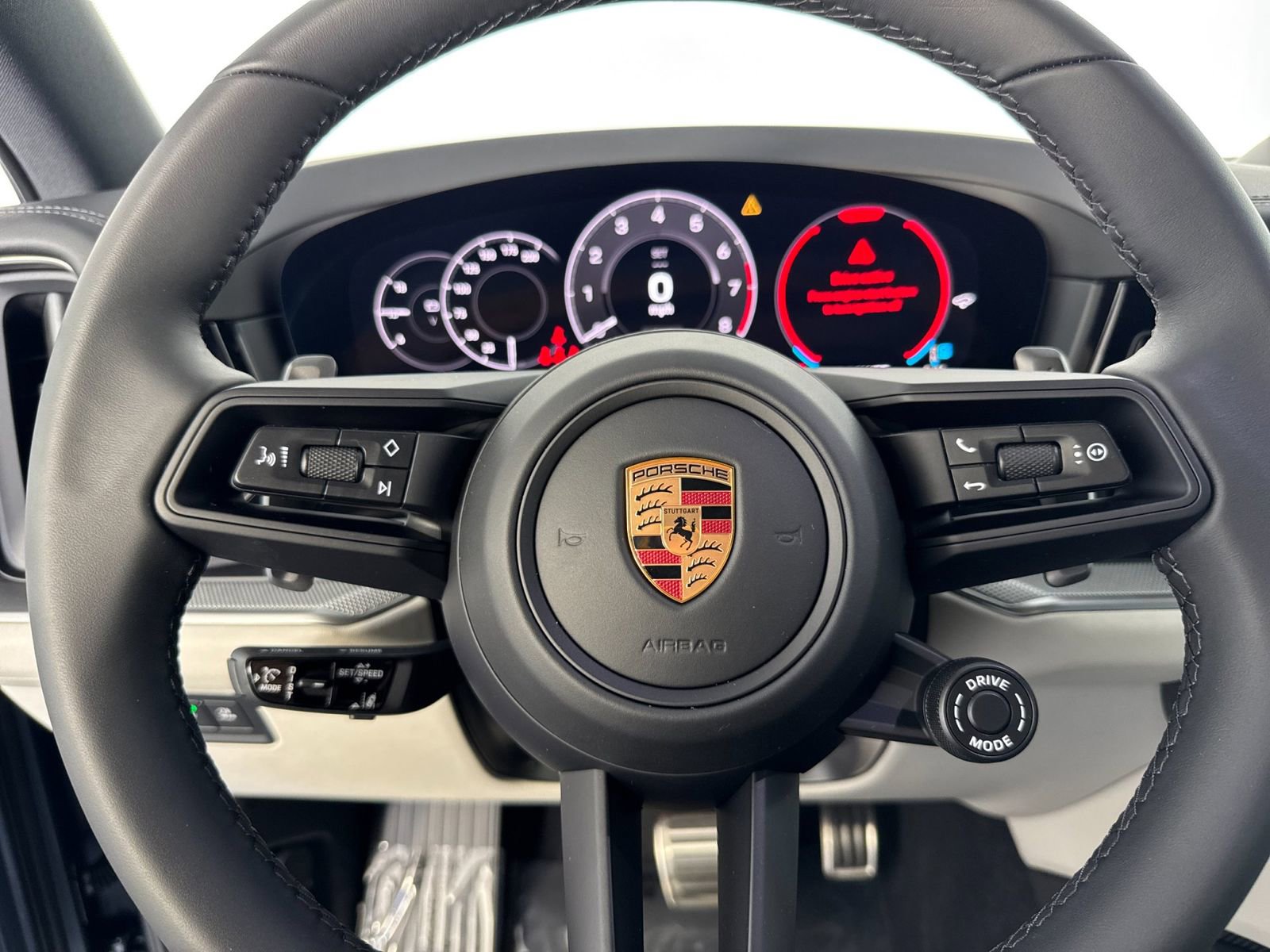 New 2026 Porsche Cayenne S image 28